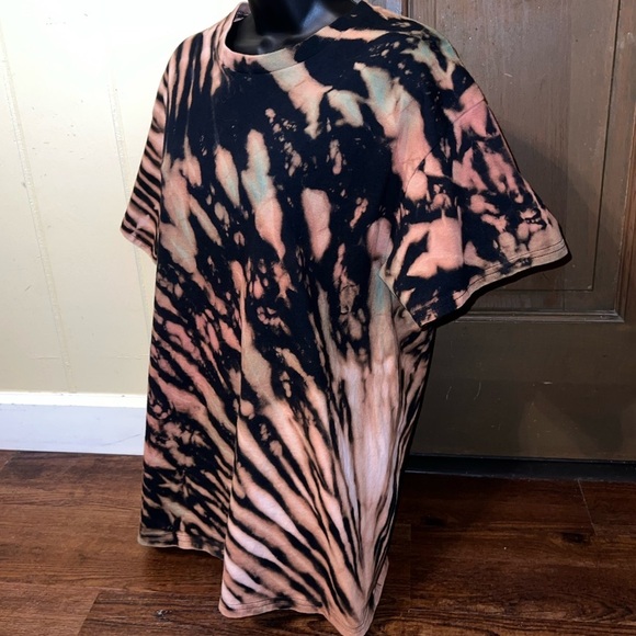 ⭐️Gildan Reverse Tie Dye Black & Tan Short Sleeve Shirt Size L Custom Made - Picture 5 of 12